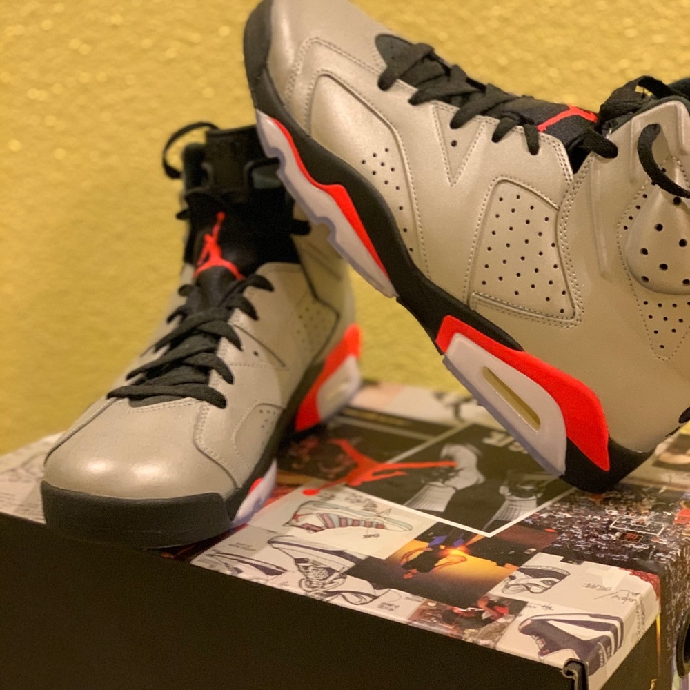 Air Jordan Retro 6